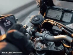 Weatherproof Wireless Charging Head 7 Weatherproof Wireless Charging Head -Motoraccessoires 027122 000 3 Quad Lock Weatherproof Wireless Charging Head 1